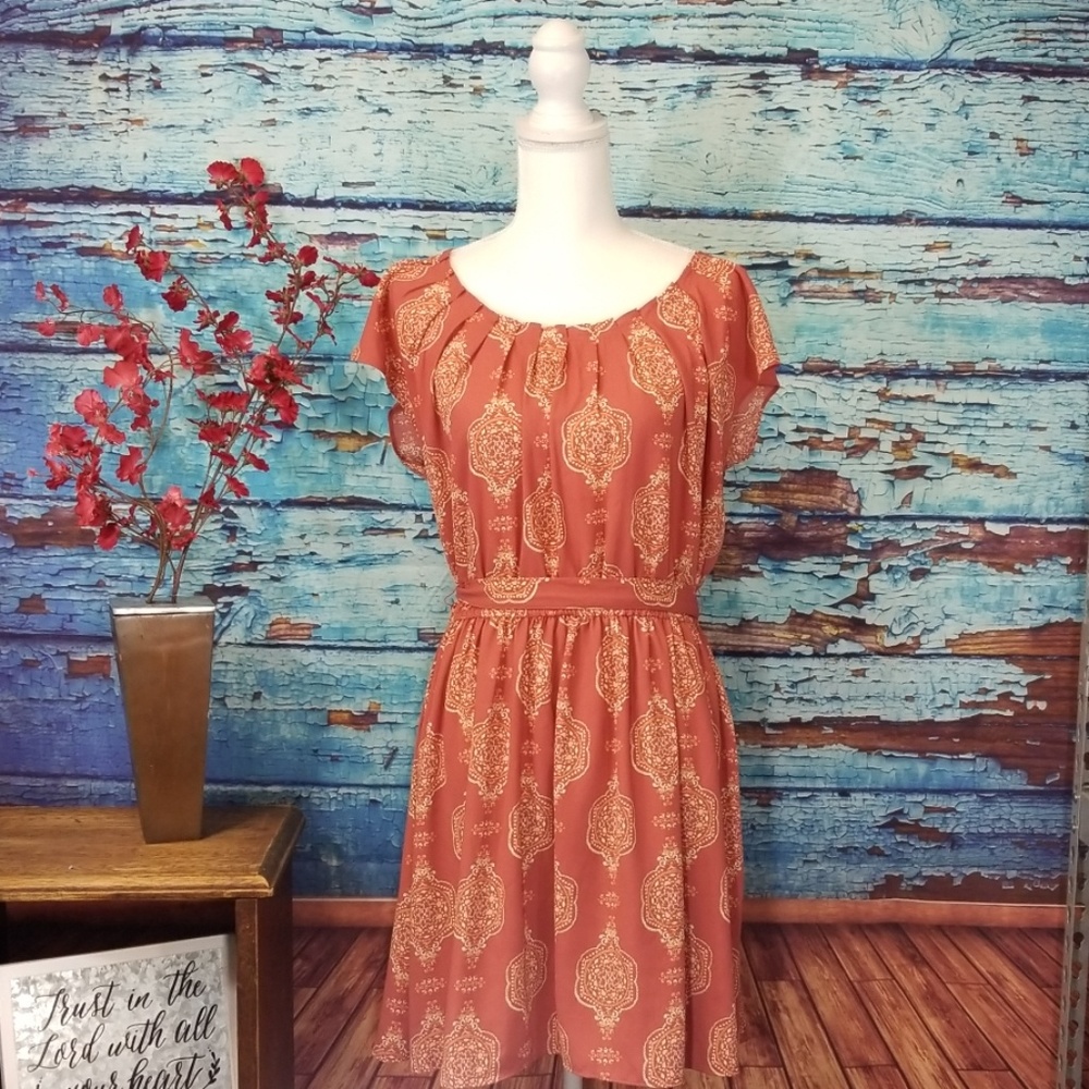 Lauren Conrad flowley dress